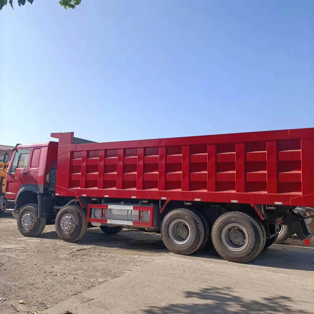 Тяжелый самосвал Howo Sino 6x4 10 Wheeler Подержанный для продажи