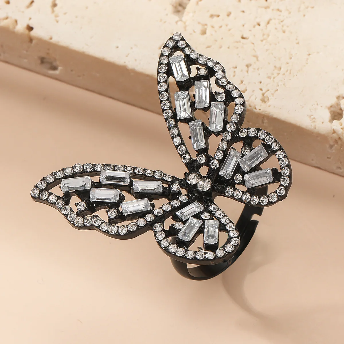Silver Zircon Hollow Fly Butterfly Open Ring For Women Niche Design Personal Japan popular Accessories