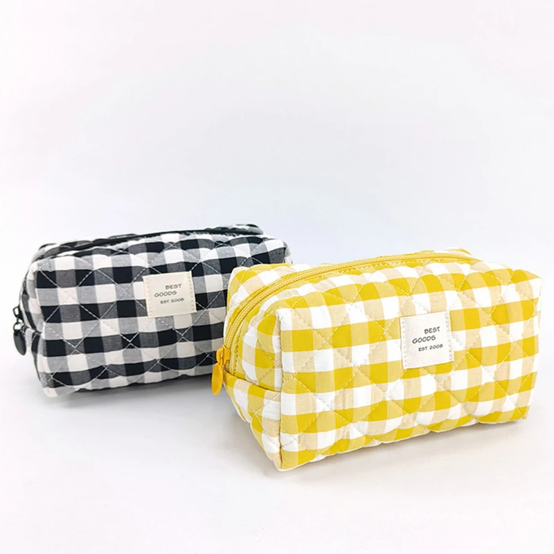 Eco-friendly travel make-up bag checked fabric rectangle cosmetic bag custom logo quilted makeup bag