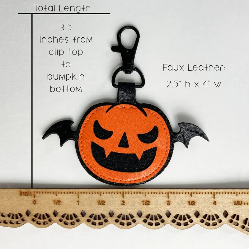 Double-sided Pumpkin Keychain Halloween Leather Keychain PU Leather Halloween Pumpkin Bat Keychain Key Ring Gift for Him
