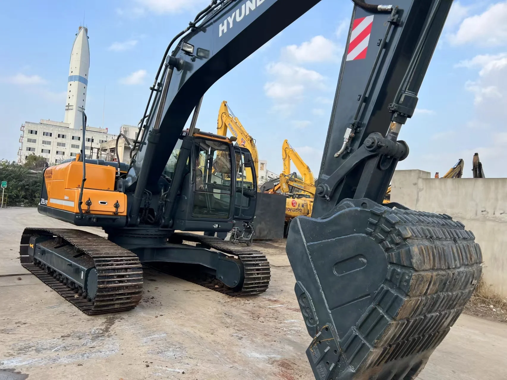 USED Korean Hyundai 225lc-9 Excavator made in Korea Hyundai Excavator 225lc 225lc-9t