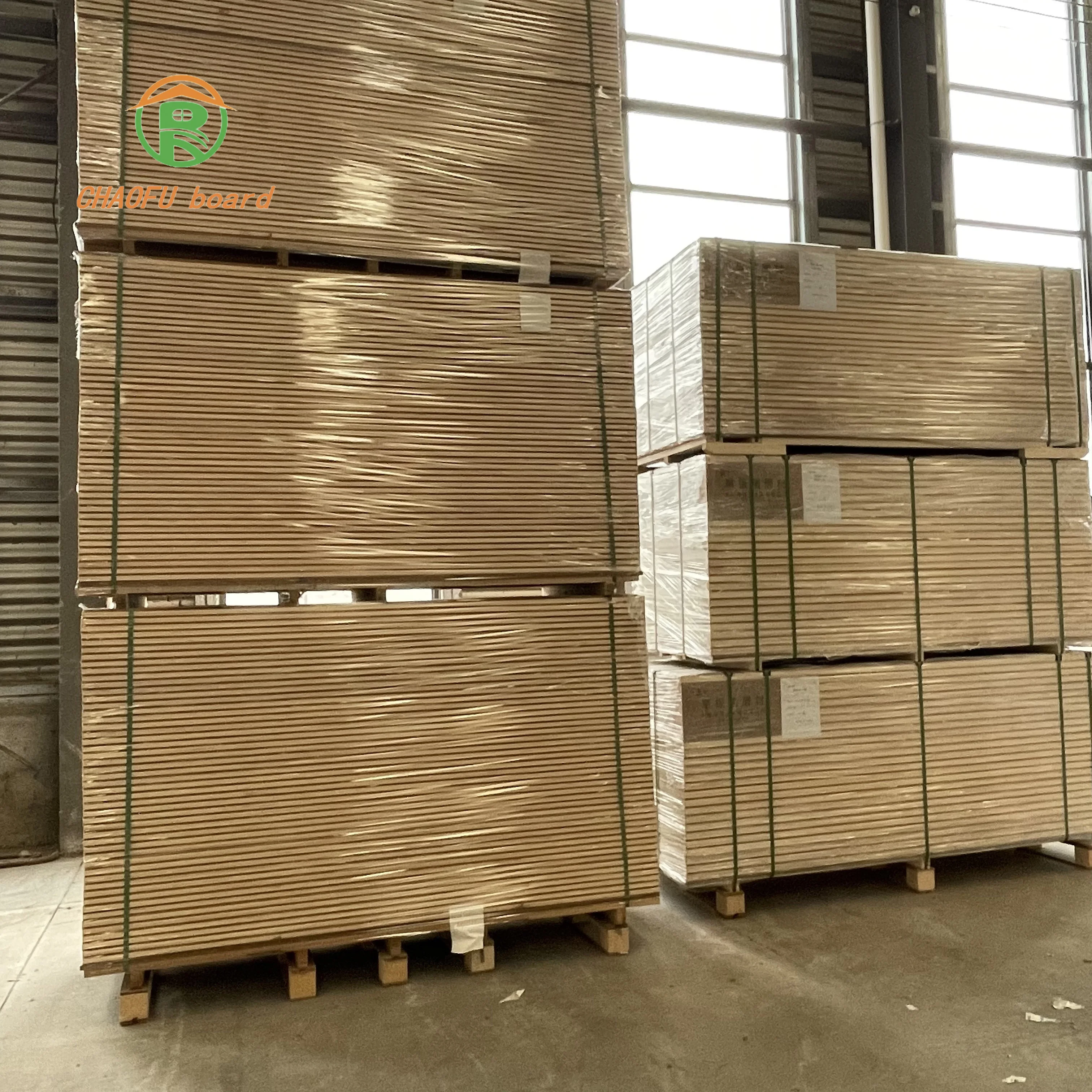 LVS LBS MDF thickness 3-6mm customization poplar plywood core high strength 24mm thickness 910mm width