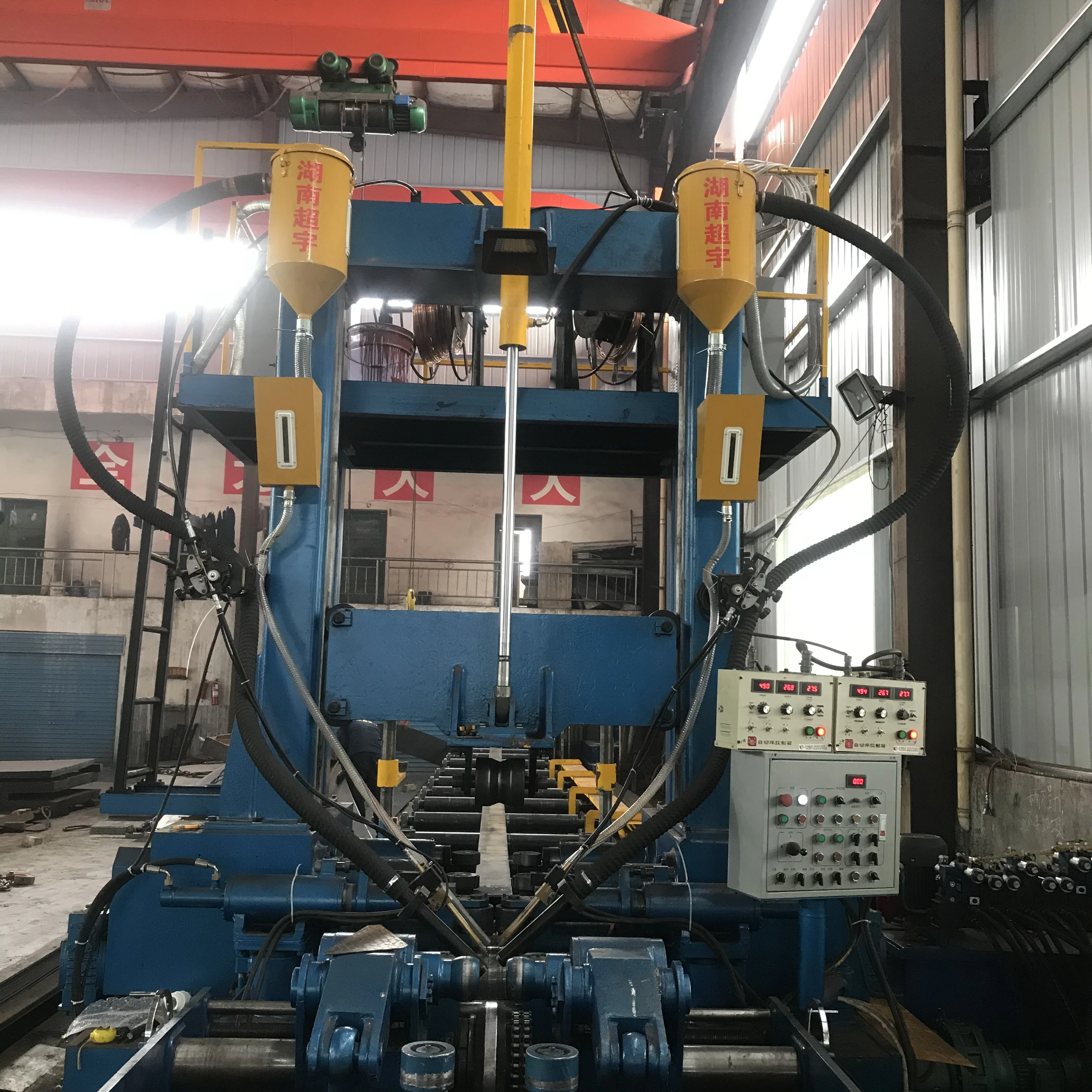 assembling welding straightening h beam machine