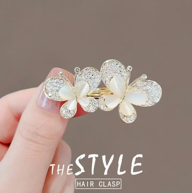 Flash Cat Eye Smart Elegant Butterfly Anti-slip Brooches Pin Temperament Cardigan Silk Scarf Buckle Brooches