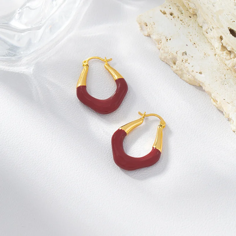 Europe American Style U-Shaped Earring New Fashion Delicate Special Design Gold Black Plated Alloy for Children Wedding Gift