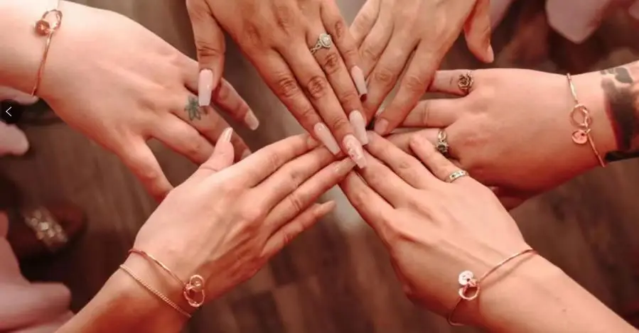 Personalized Bridal Party Gifts Friendship Knot Jewellery Gold Fill Love Knot Bangle Bracelet Tie The Knot Bangle