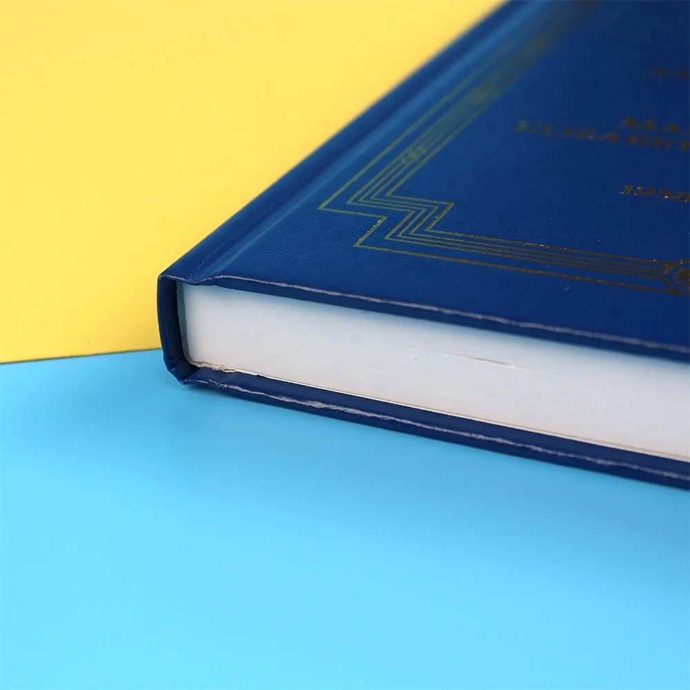 Print On Demand Full Color Gold Foil Stamping Novel Book Sewn Binding Hardcover Book Printing Service