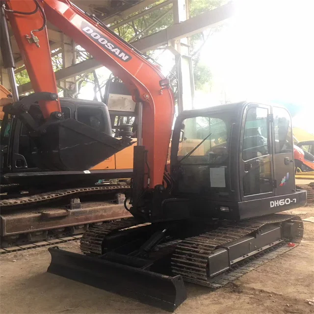 Корейский Doosan DH60-7 DX60 DX60LC подержанный экскаватор мини-экскаватор 6 тонн doosan в идеальном состоянии