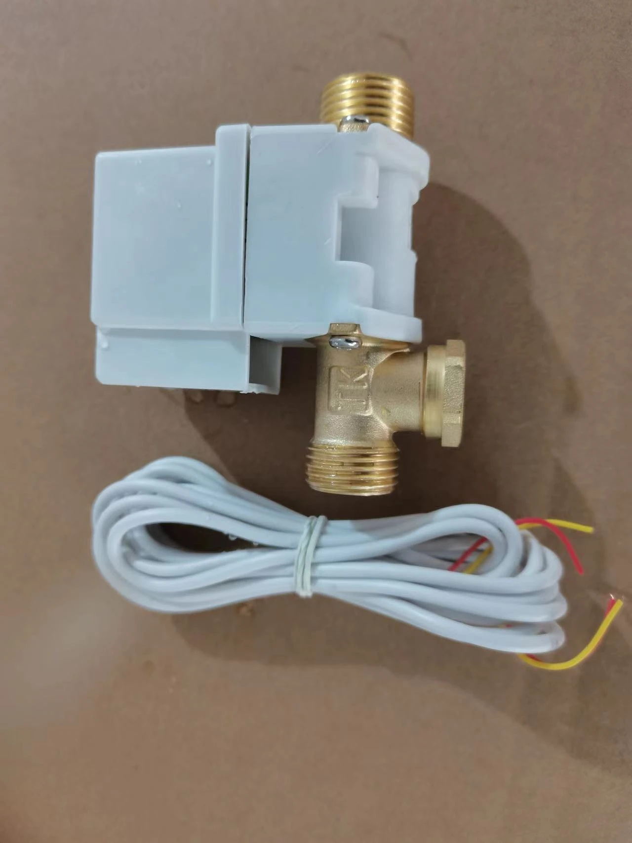 Electromagnetic Valve Temperature & Level Sensor Using of Thermosiphon Solar Water Heater Accessory Intelligent Controller TK-7