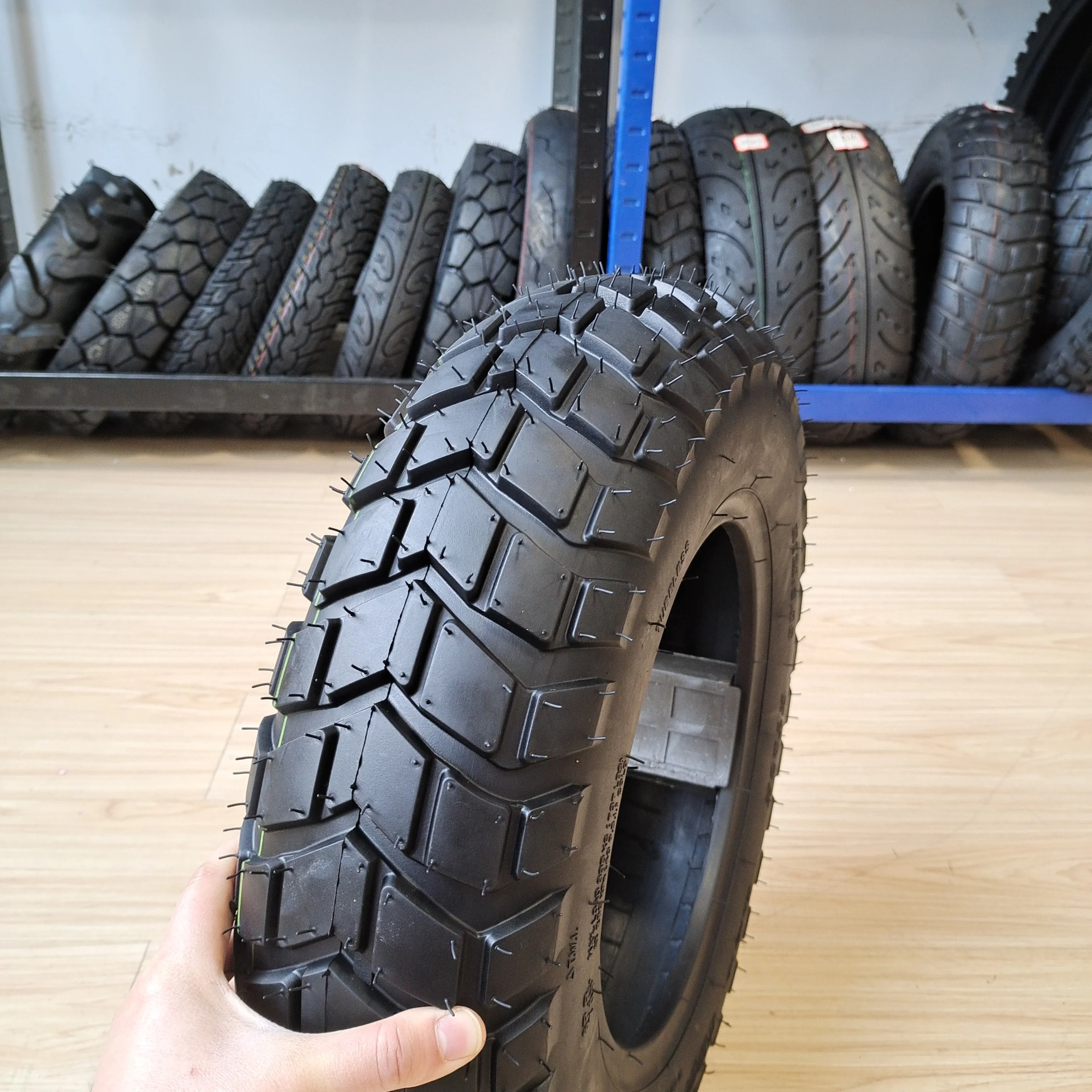 130/90-10 13090-10 1309010 tl motorcycle tyre camera