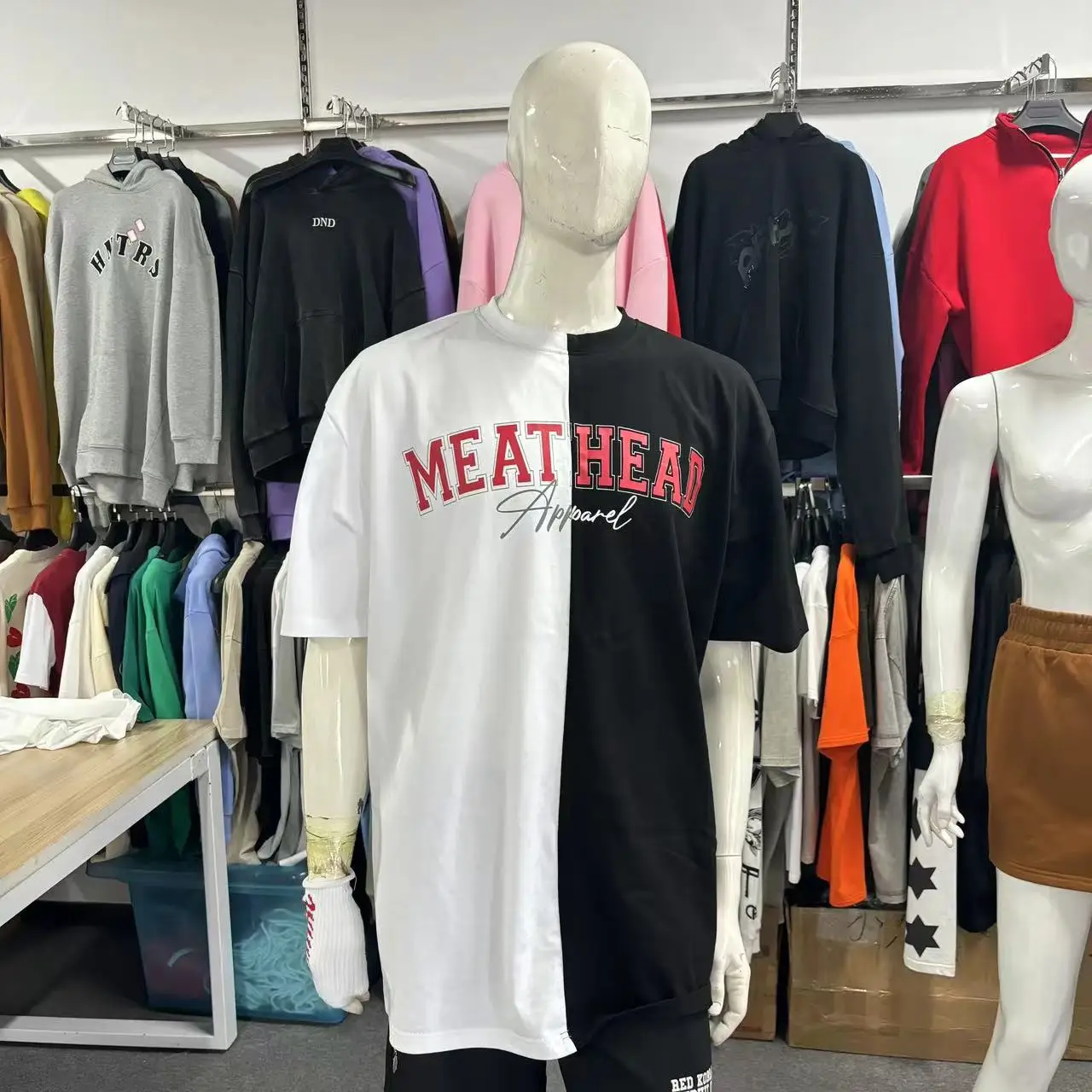 Custom Mens 100% Organic Cotton Split Two Tone Color Block Half Black Half White Custom Screen Printing Logo 3xl Unisex T Shirt