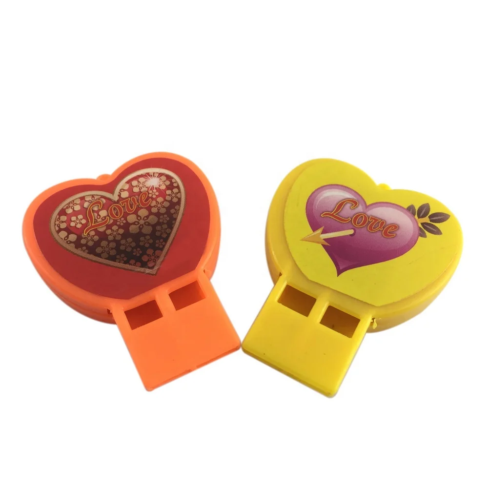 Factory children kids cheap cartoon heart shape sport game whistles toys small plastic whistle