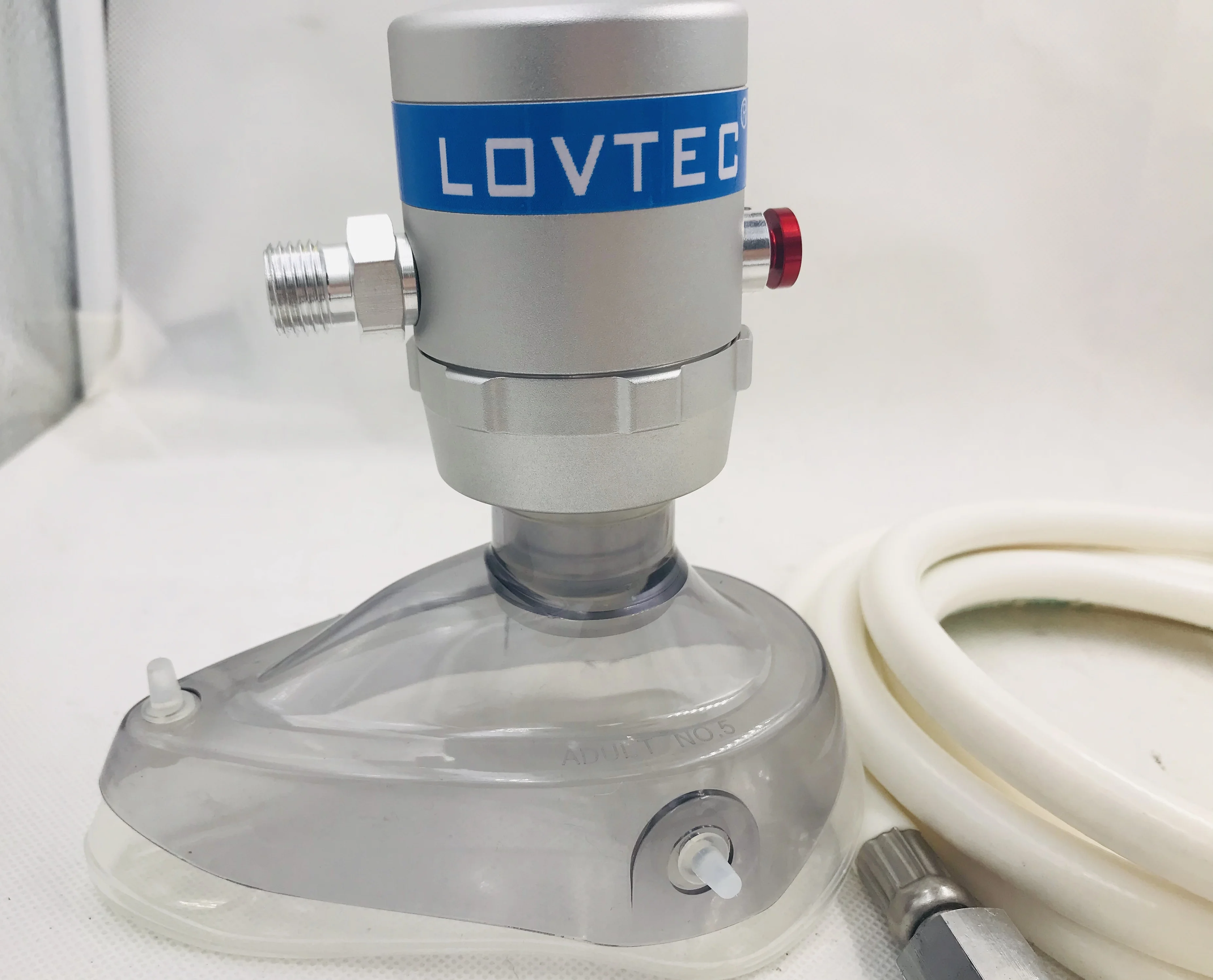 Hot sale demand valve cylinder valve with regulator for nitrous oxide or oxygen