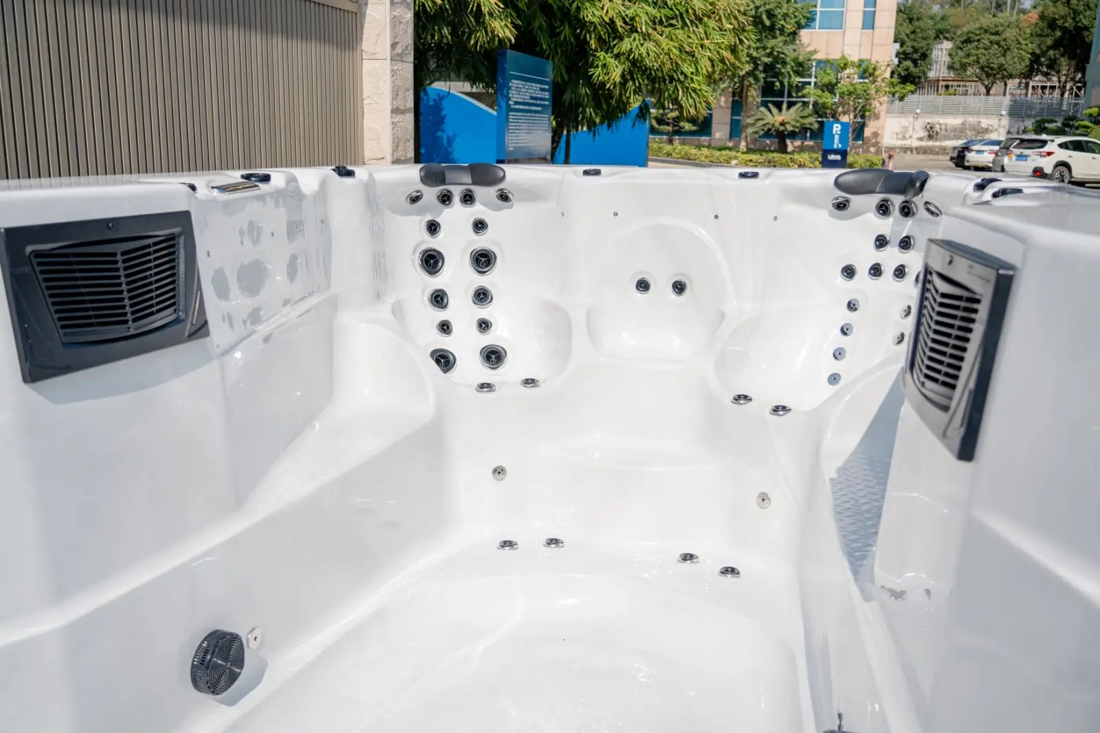 Attractive Acrylic Home Spa Smart Control Panel Swim Spa Automatic Pool Massage Outdoor Spa