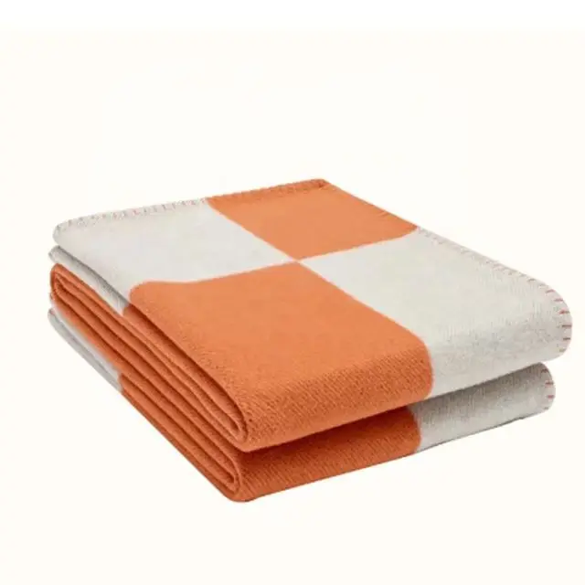 Fashion design classic customized h letter throw blanket wool cashmere knitted blanket for winter