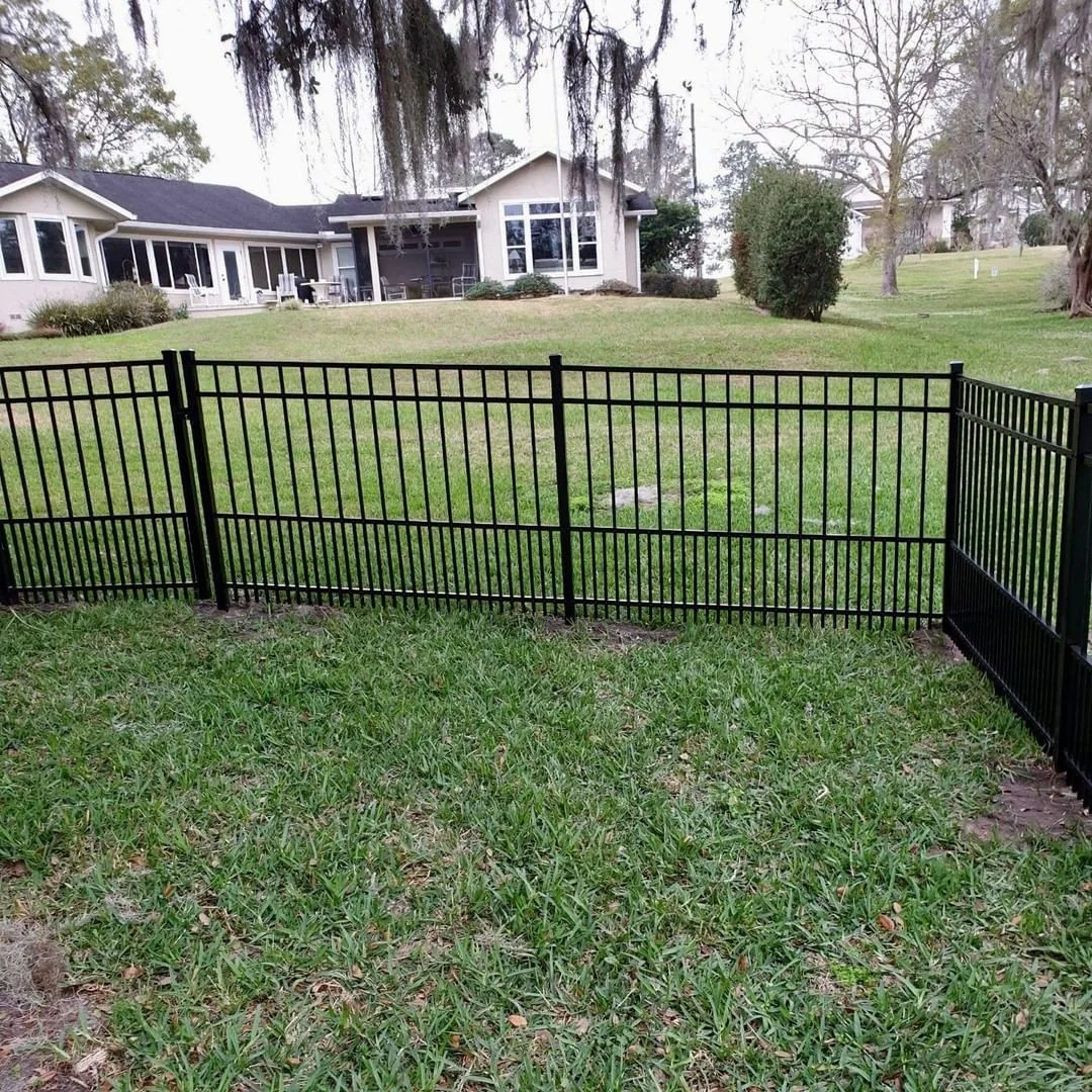 China Factory Supply Customized Modern Outdoor hill  Removable Rackbale Galvanized Steel Fence