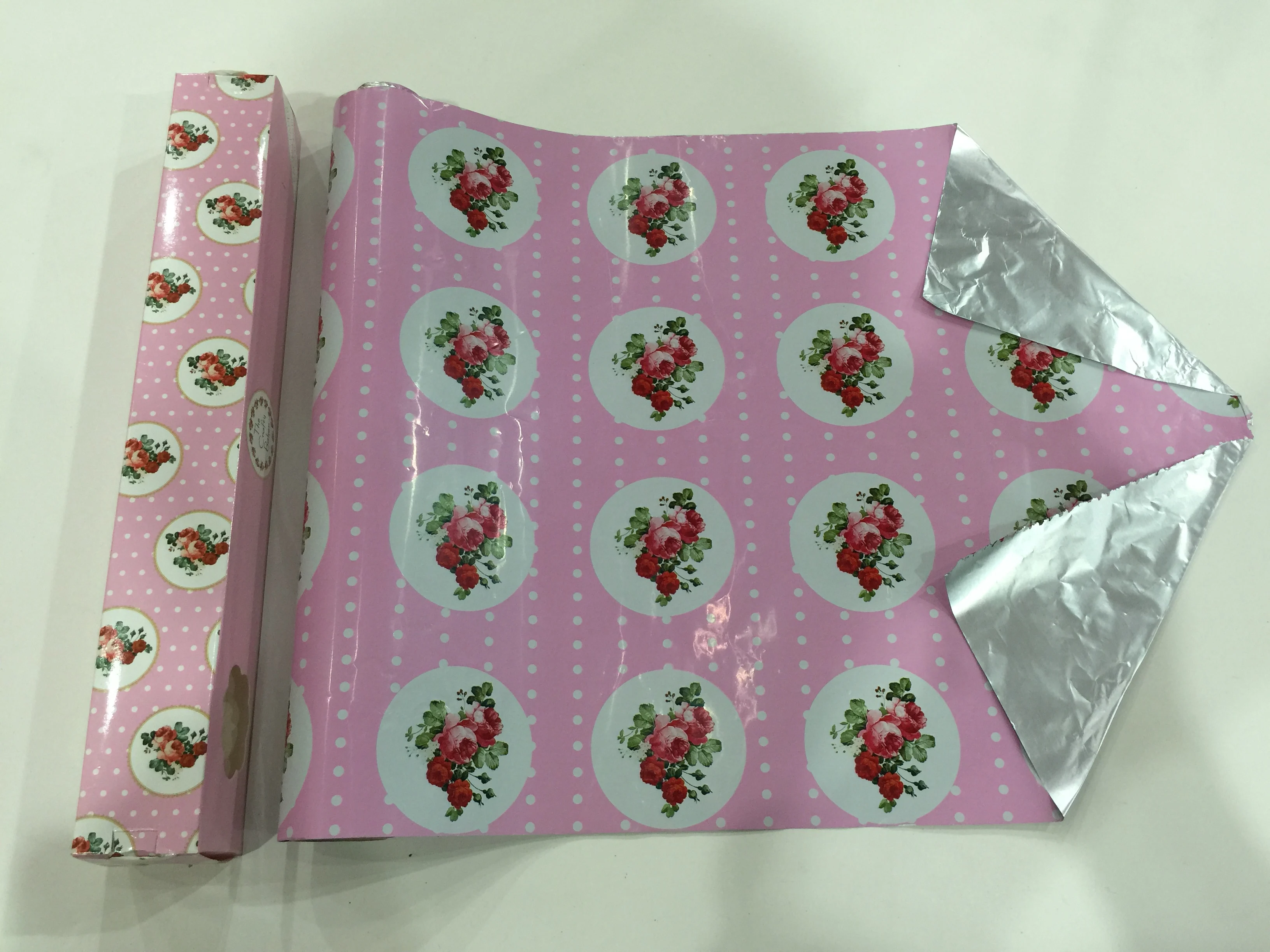 logo print aluminum foil roll in box with window