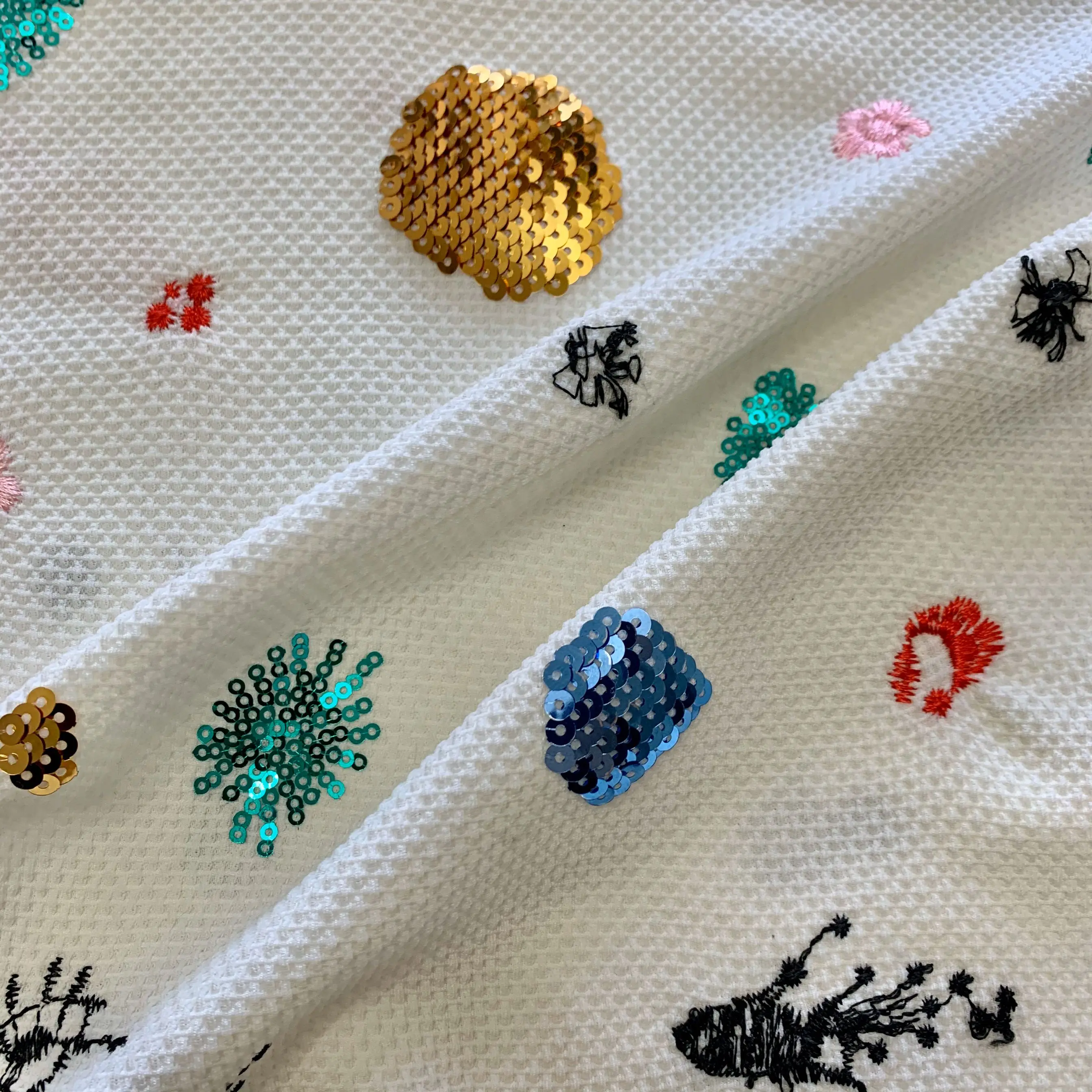 M891149 shaoxing wholesale 100% polyester chemical embroidered lace fabric embroidery fabric