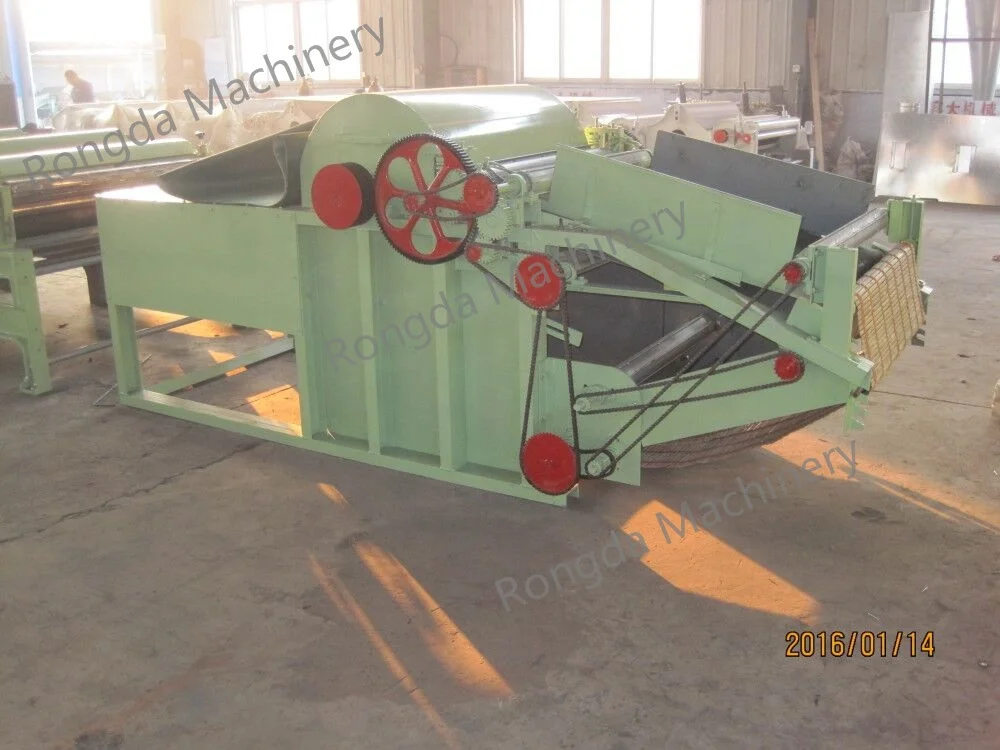 Машина для переработки текстильных отходов, деним, разорванный на остатки волокна, переработанный в открывалку для волокна и очиститель