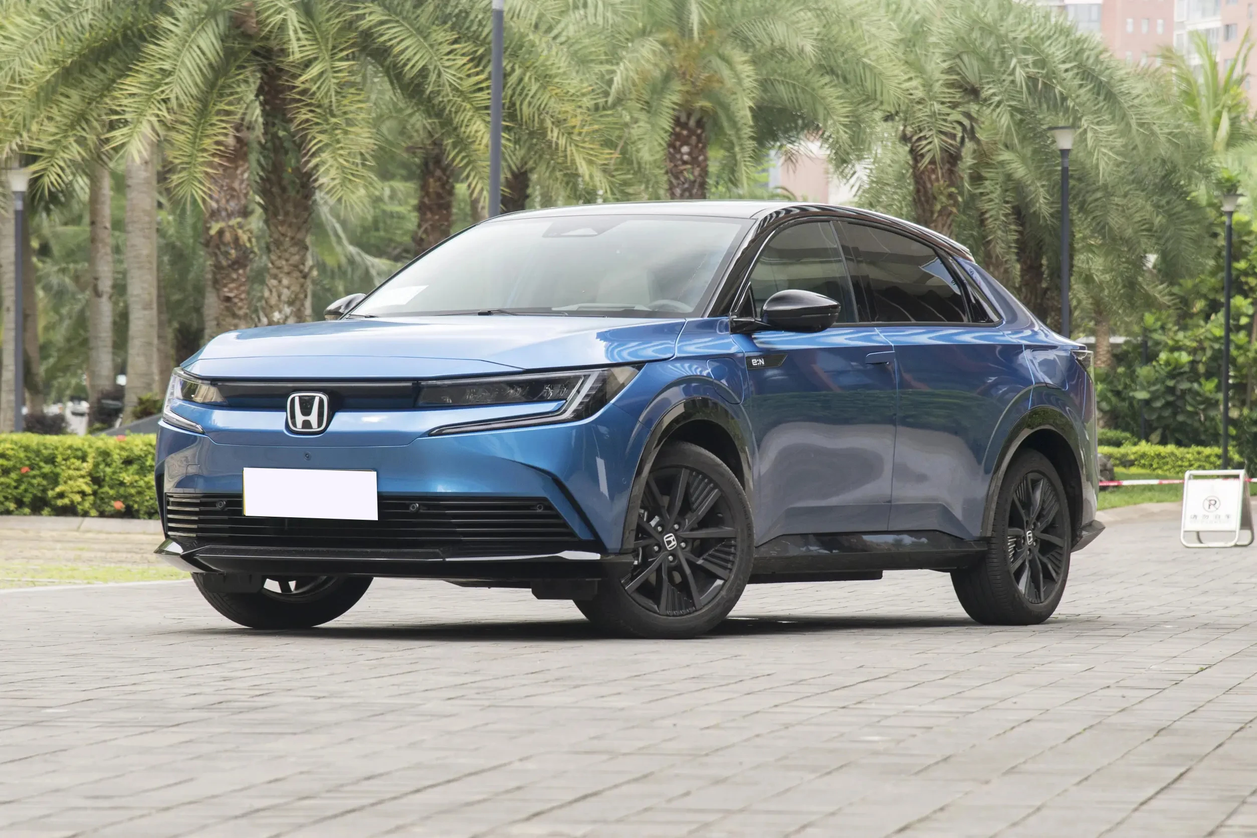 2024 Hon-da eNP2 EV Compact SUV 150(204Ps) Electric FWD with Automatic Gearbox Left Steering Leather Seats