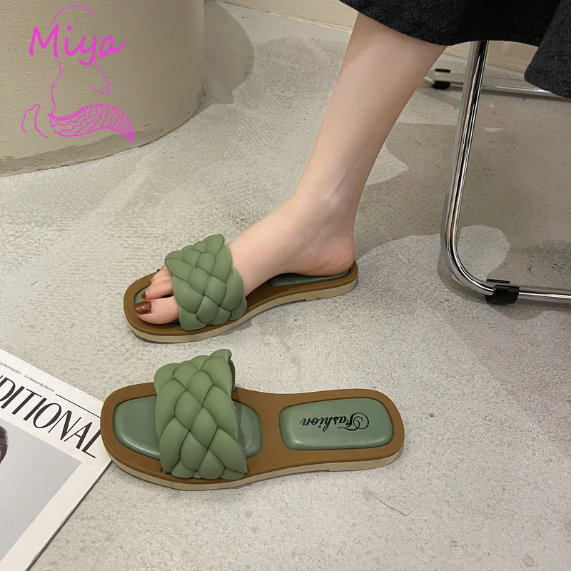 Cheap Latest fashion woven braid cross strap open toe slipper for women with flat pu leather sole casual daily slipper sandals