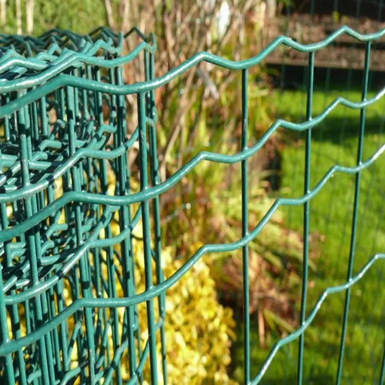 High Quality Euro Gardening Fence Farm Fence Wire Mesh Galvanized