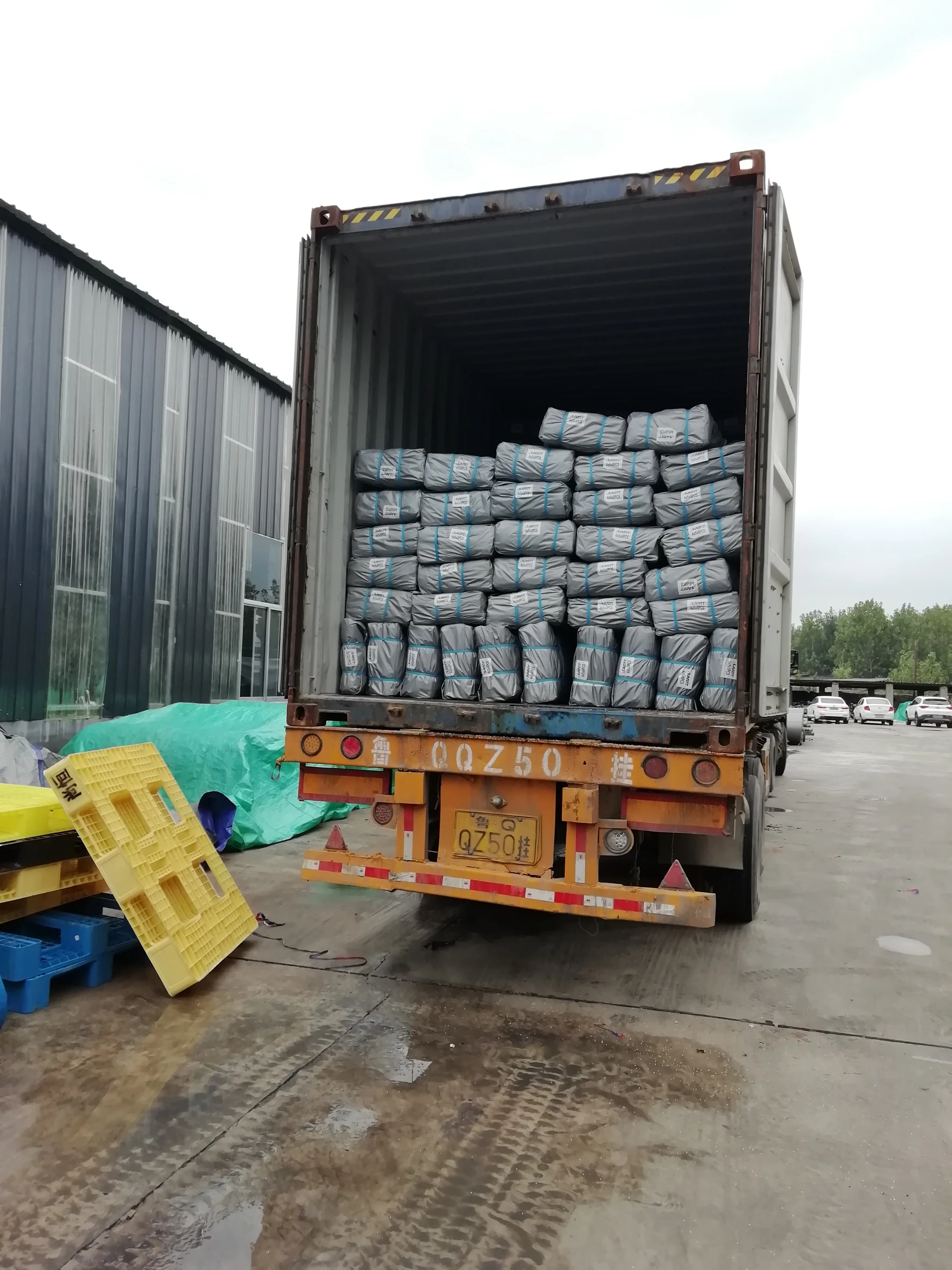 High density non-permeable polyethylene tarpaulin wear-resisting and anti-aging agricultural and industrial shielding tarpaulin