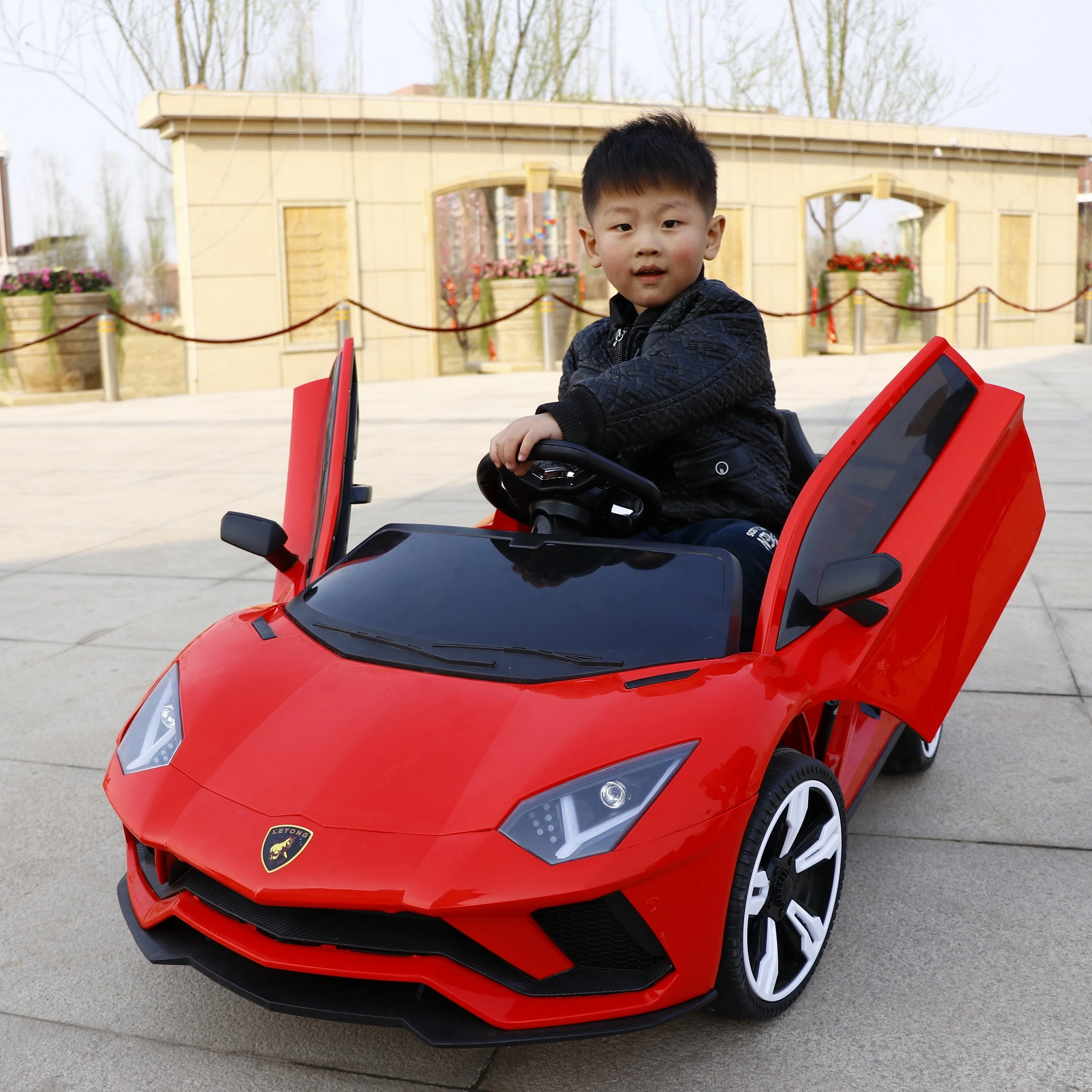 High Quality Plastic Battery Toy Car For Kids 2-7 Years Old To Drive 12v Electric Ride On Car