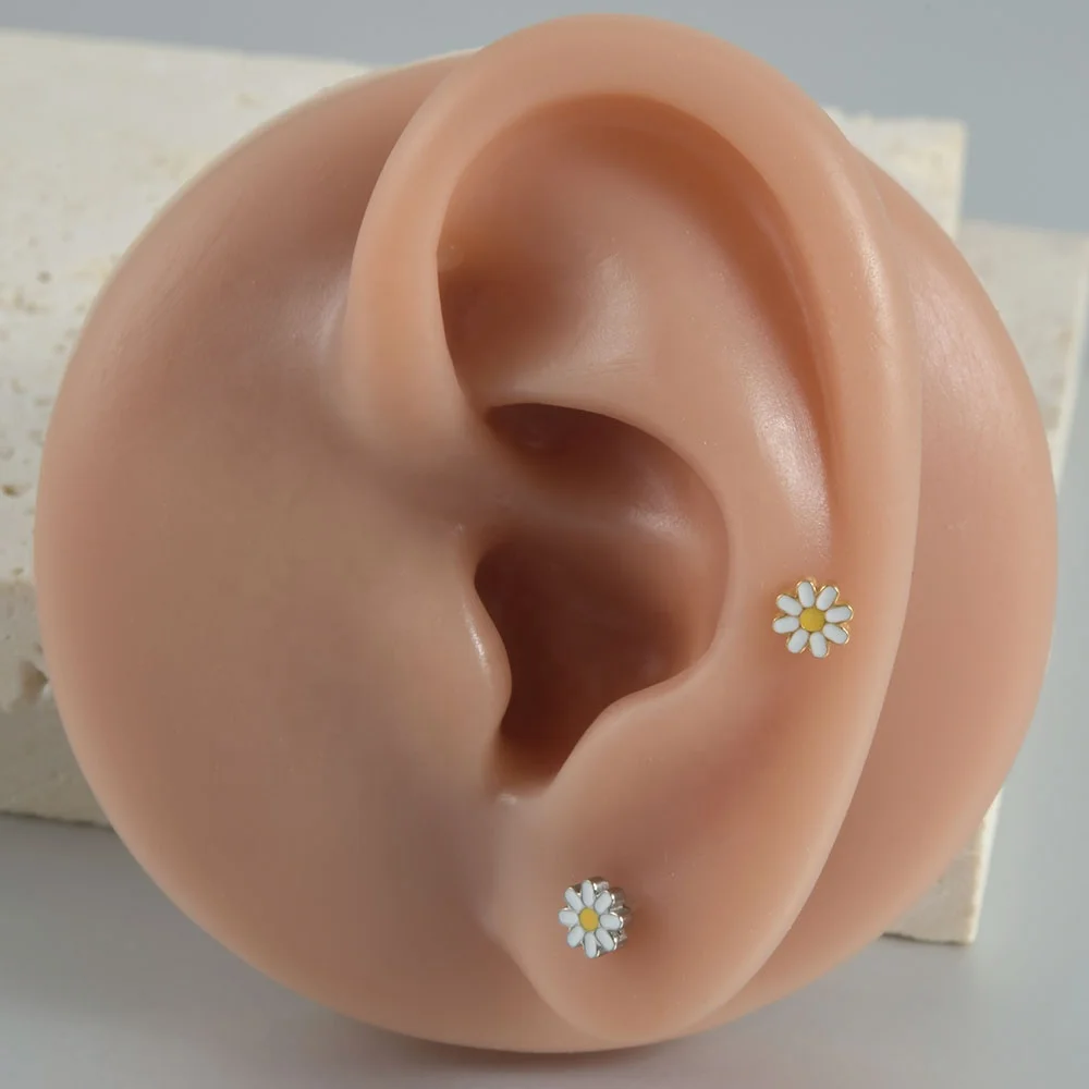 ASTM F136 Titanium Threadless Labret Ear Helix Tragus Daisy Flower Flat Back Push-in  Earring Piercing Jewelry