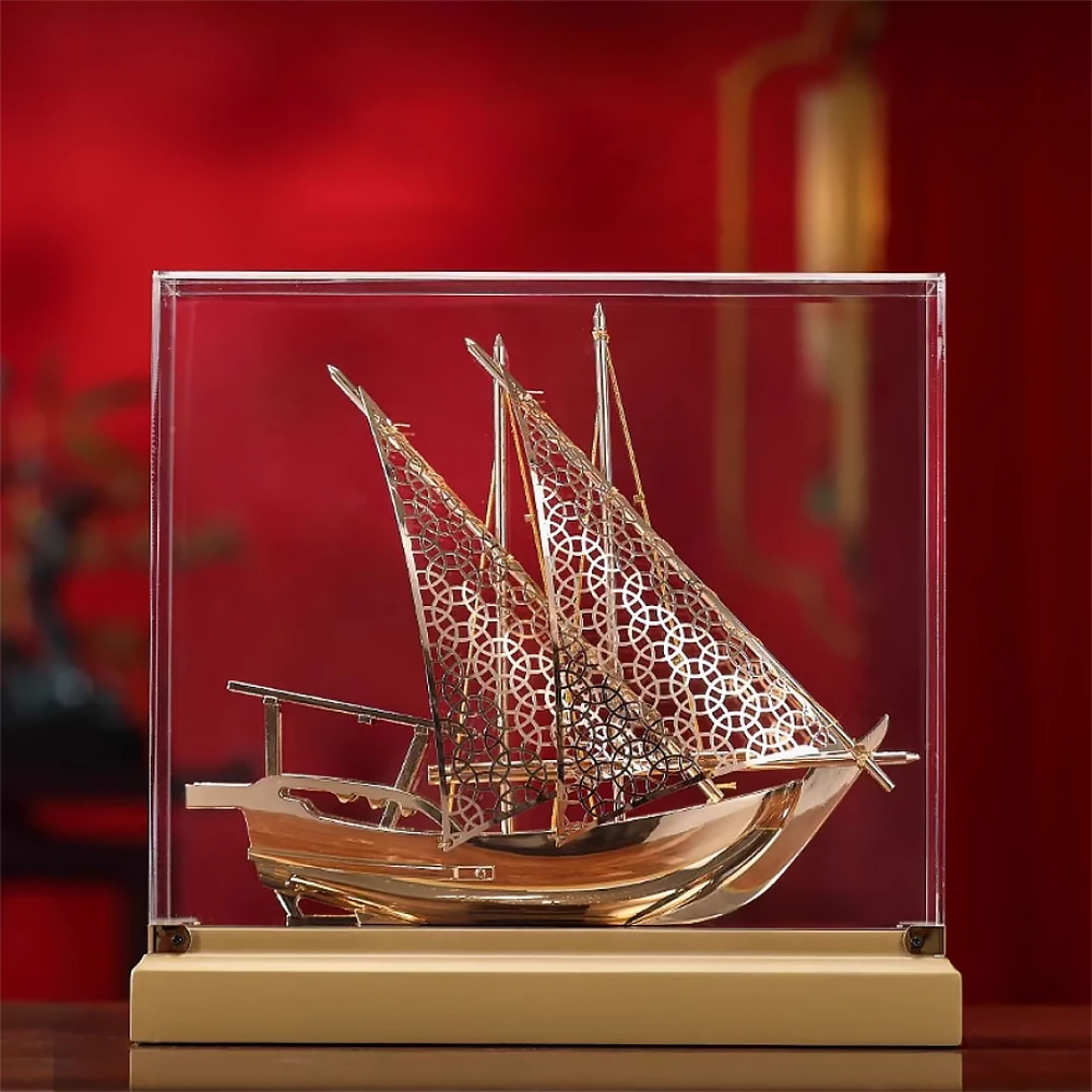 High-Grade Cast Metal sailing boat Crafted Model of an Arab Boat with Wooden Base  Sports Business Awards Souvenir Gifts