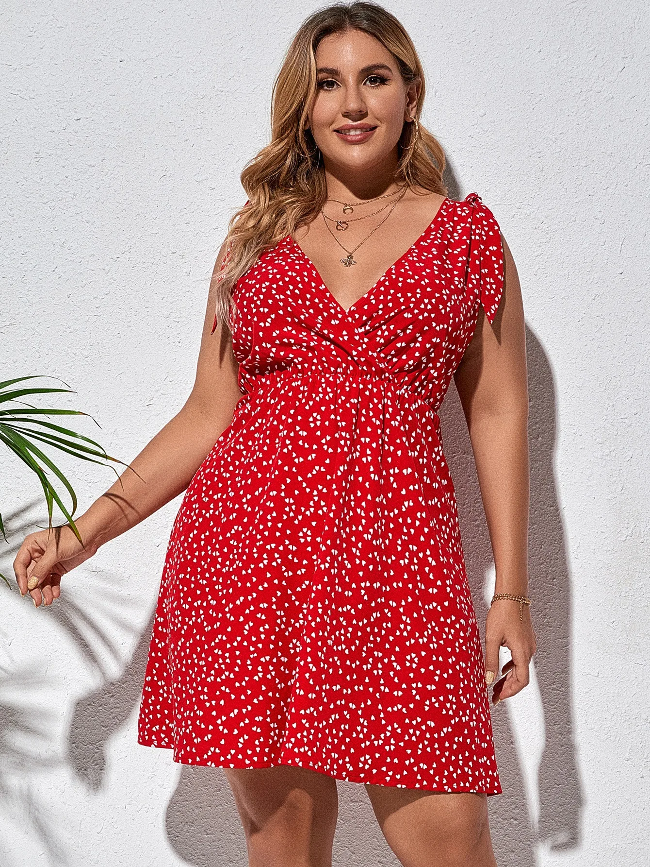 Women Oversized All Over Heart Side Tie Wrap Printed Halter Mini Plus Size Dress 2022