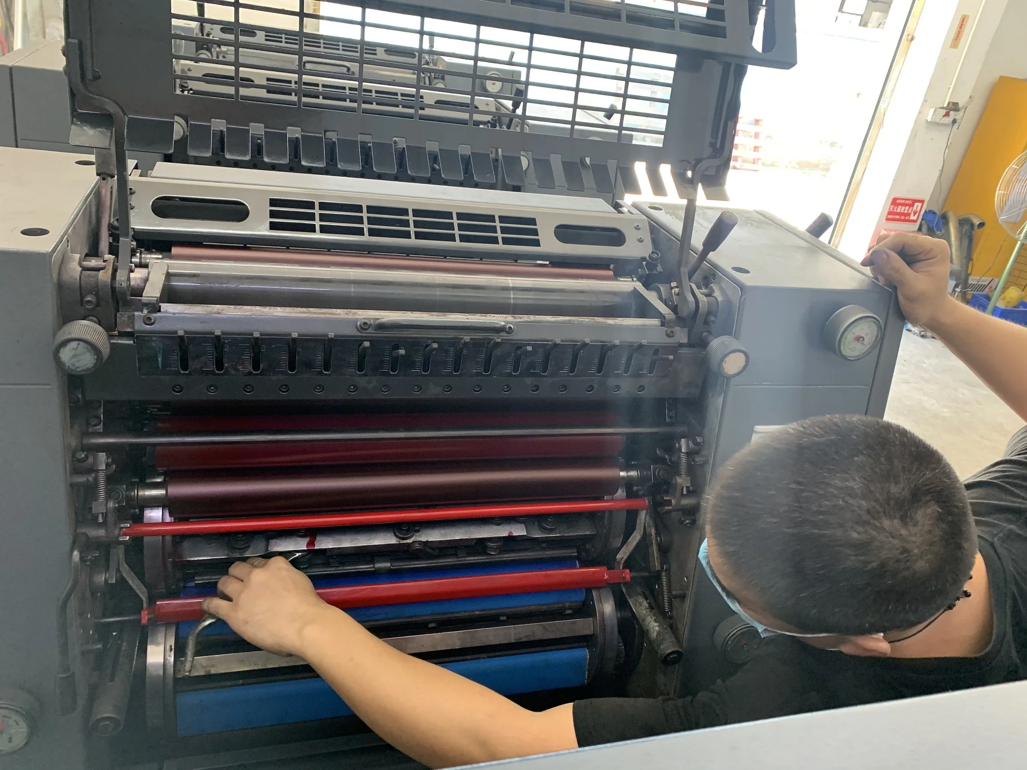 Offset printer GTO52 4 colors alcohol dampening excellent print quality  520*360mm A3 A2