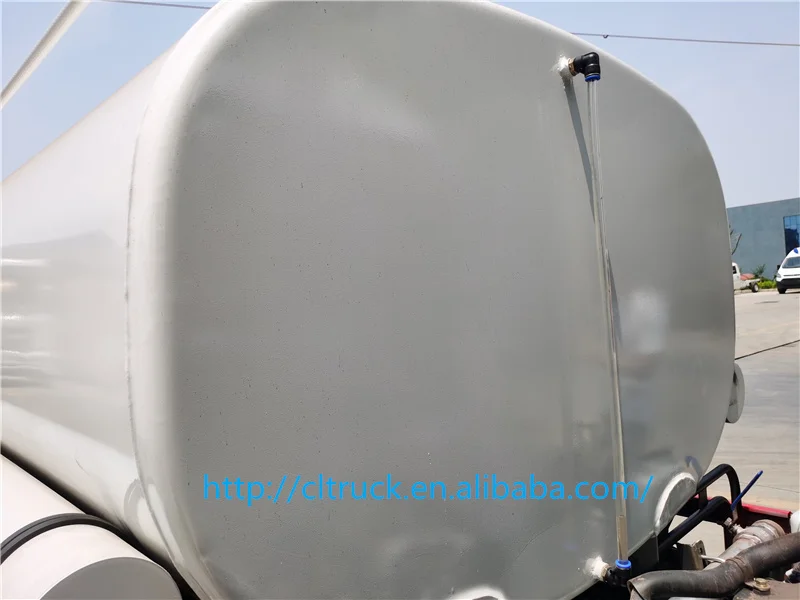 China Top Brand ISUZ 4X2 Watering Cart 4x2 2000Liters 3000LITERS 4000lITERS 5000lITERS Street Water Spray Truck