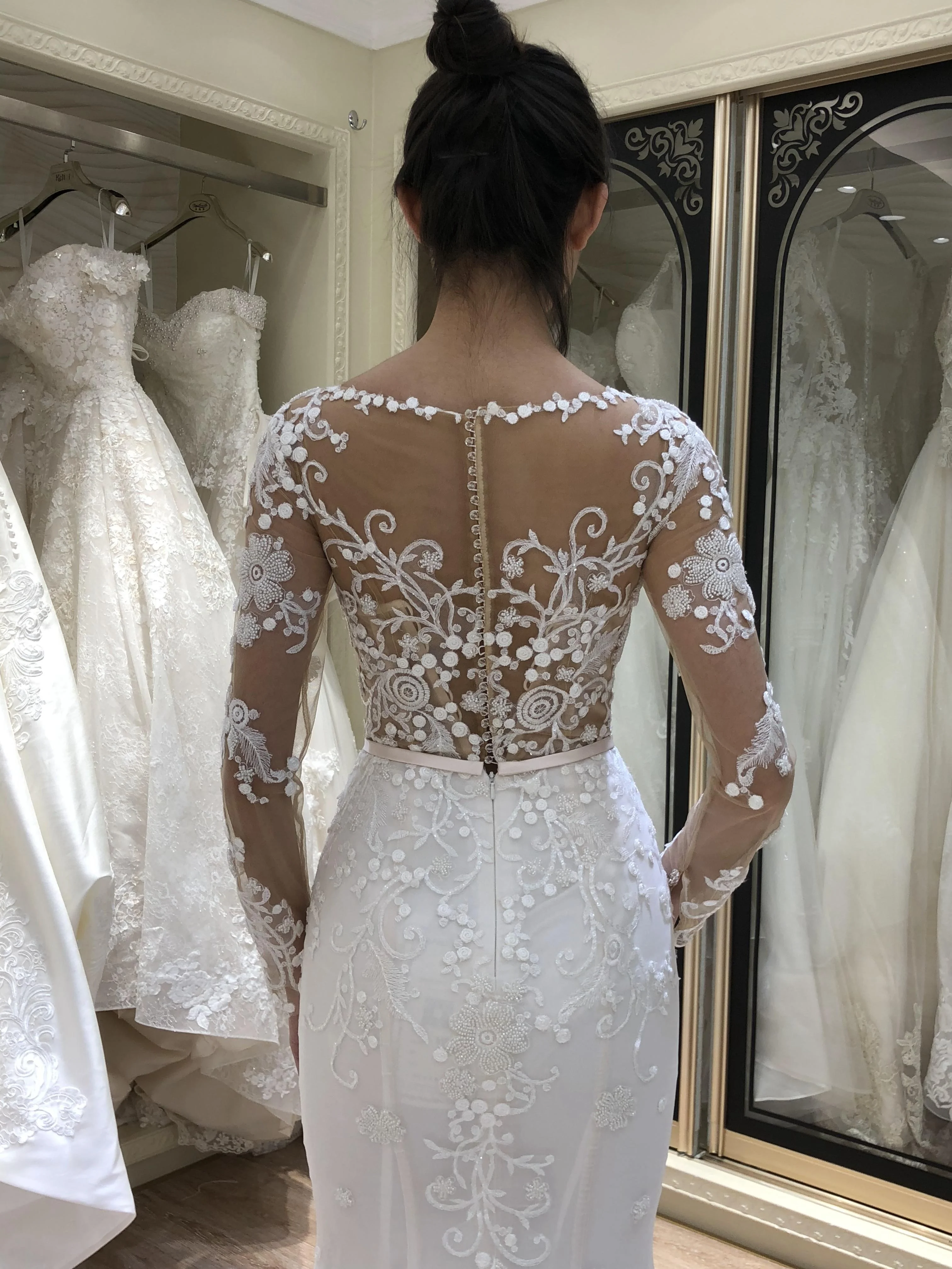 2021 high quality long sleeve feather mermaid wedding dress plus size for ladies girl