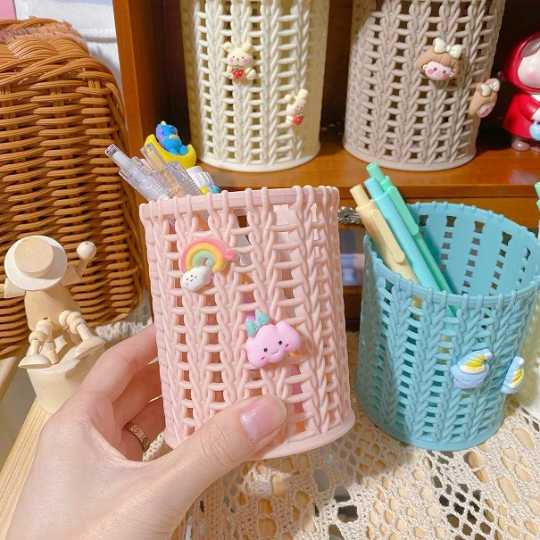 Cute Decorative Round Plastic Woven Pen Holder Student Office Desktop Clutter Collection Bucket