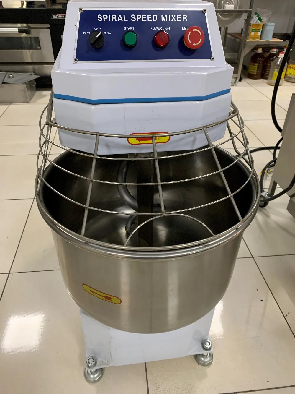 16kg / 25kg / 35kg / 50kg / 100kg Powder Commercial DOUGH MIXER For Sale