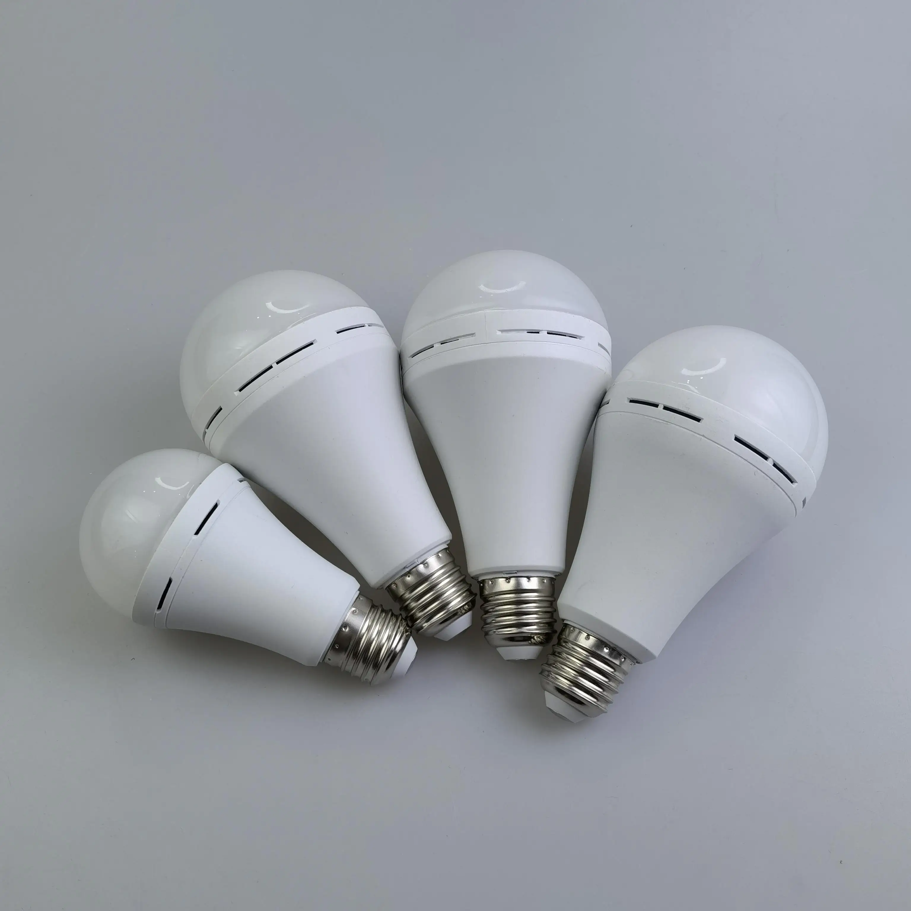 Led Bulbs White Energy Saver Electric Best Quality Vintage Glass Raw Material With Battery Mini New Design Dimmable 80W Led Bulb