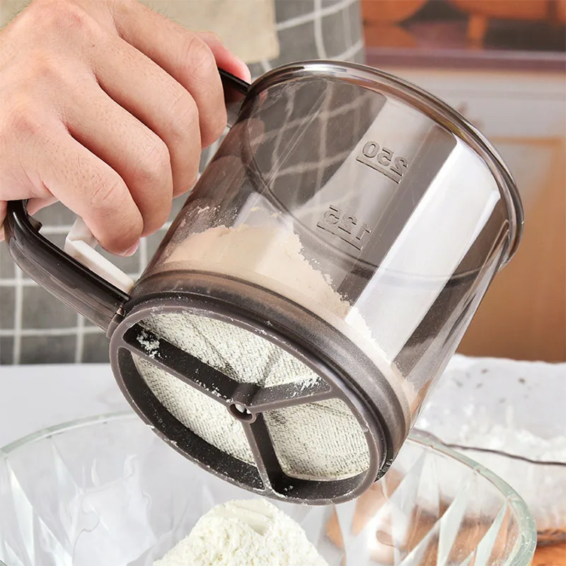 Hand squeeze factory direct steel double-layer hand crank plastic flour sifter sifter