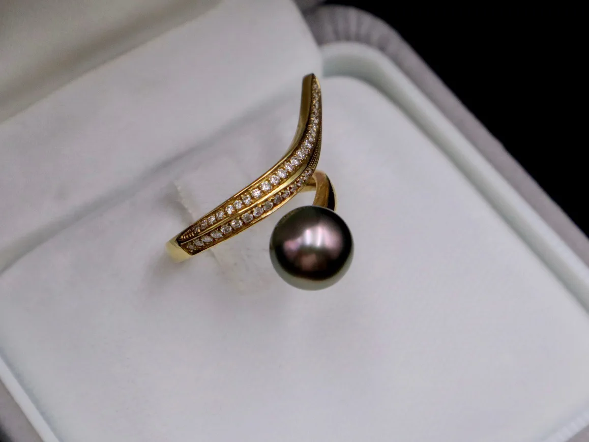 Wholesale Unisex Tahitian Pearl Ring with New Design Seawater Pearl with Parallel Lines Classic Jewelry for Anniversary