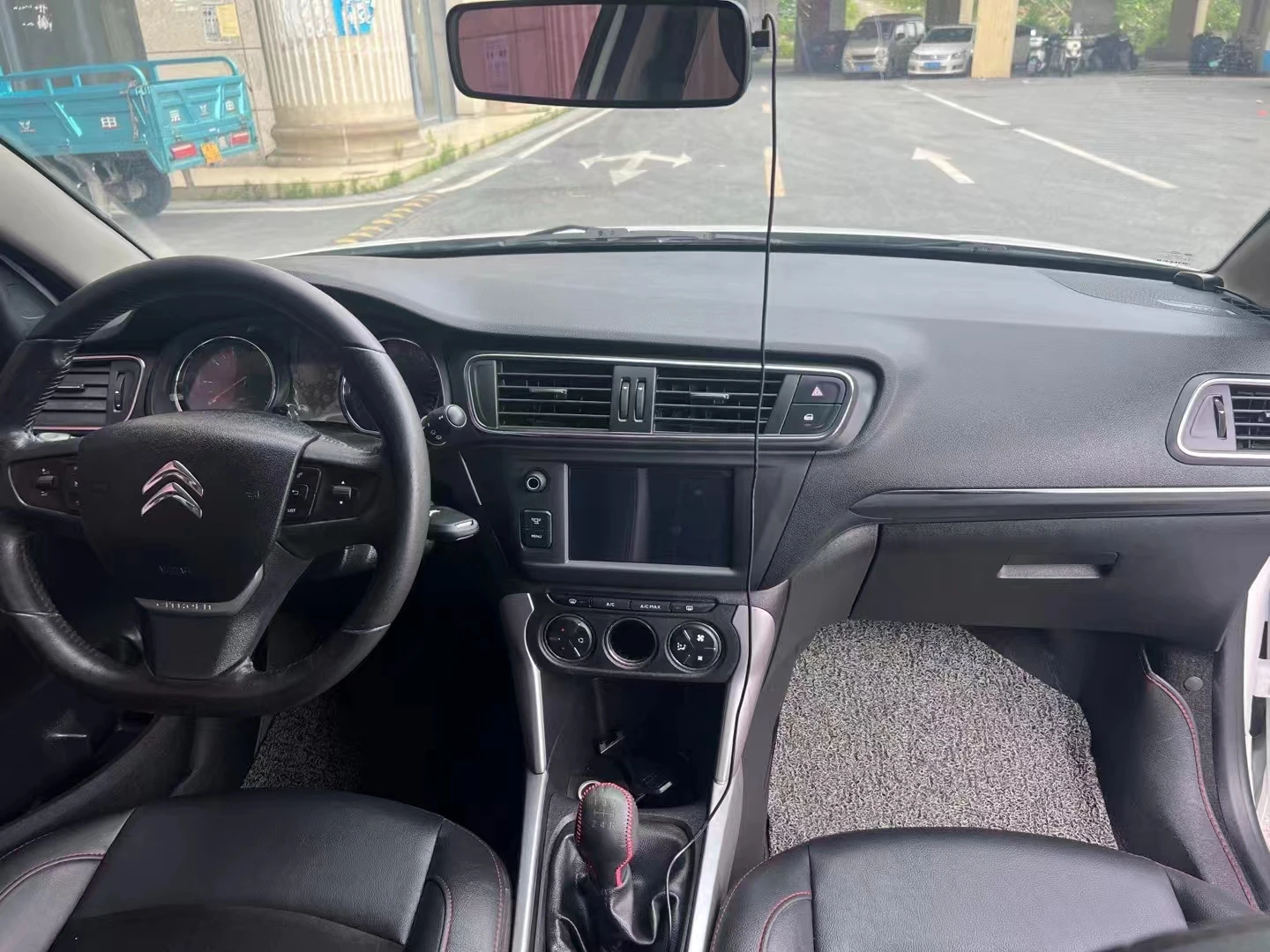 Hot Sale China Dongfeng Citroen C3-xr 2016 used cars for sale Cheap 5 Doors 5 Seats Small Suv Citroel C3xr For Adult