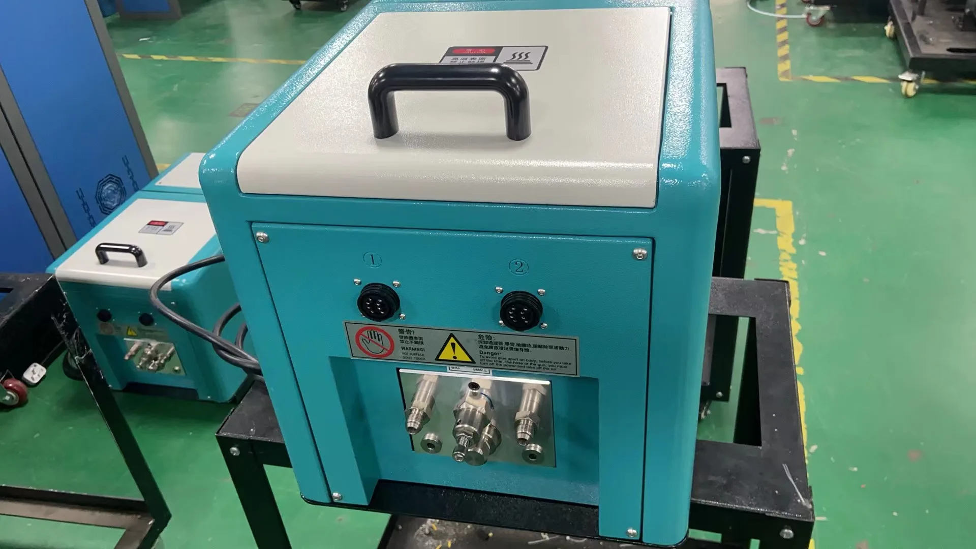 5L capacity PLC contrrol gear pump hot melt  glue machine manufacturer