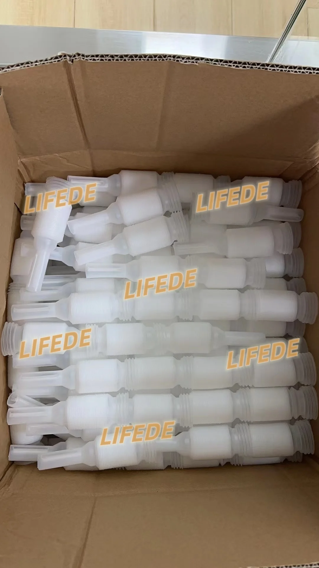 Plastic Funnels Case Deflector Tube Diesel Exhaust Fluid Funnel Urea Liquid Diversion Pipe