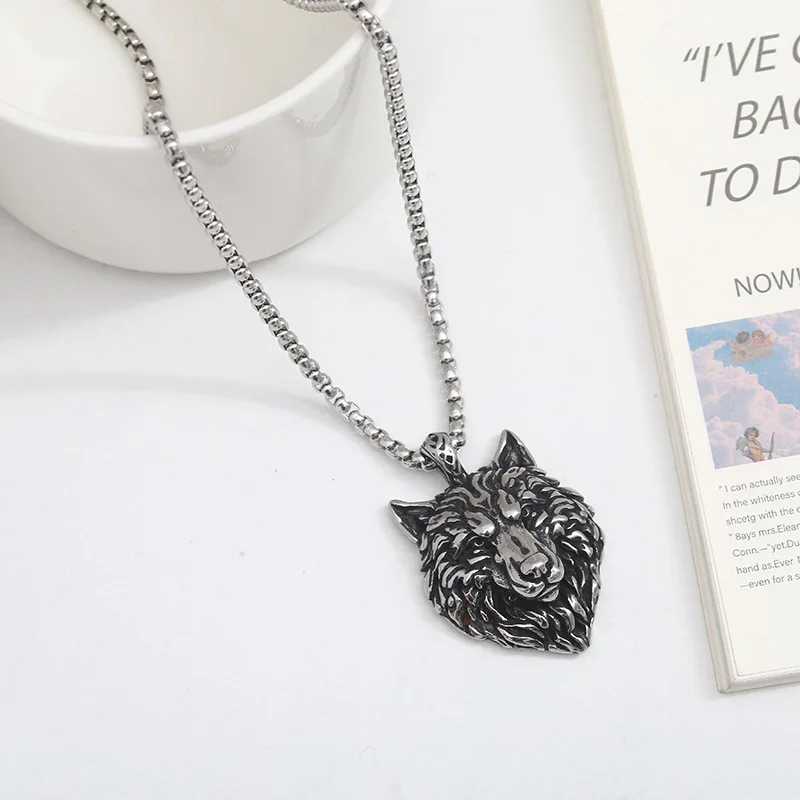 Wholesale Fashion Stainless Steel Necklace Retro All-Match Titanium Steel Clavicle Chain Men Women Pendant