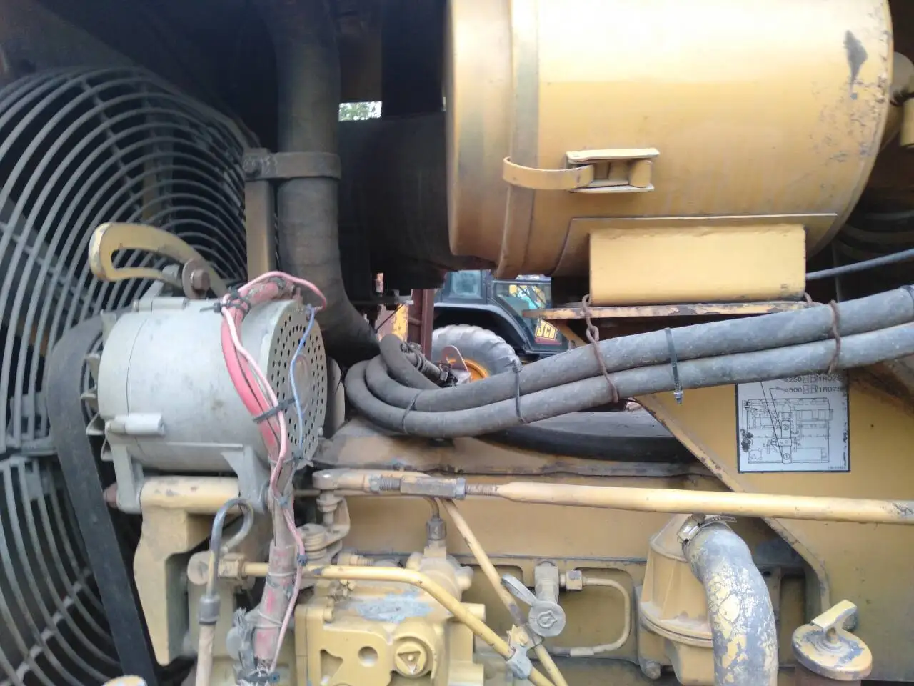 bulldozer/japan buldozer/used d5m  bulldozer Used   D5M Bulldozer D5M Japan   Bull Dozer