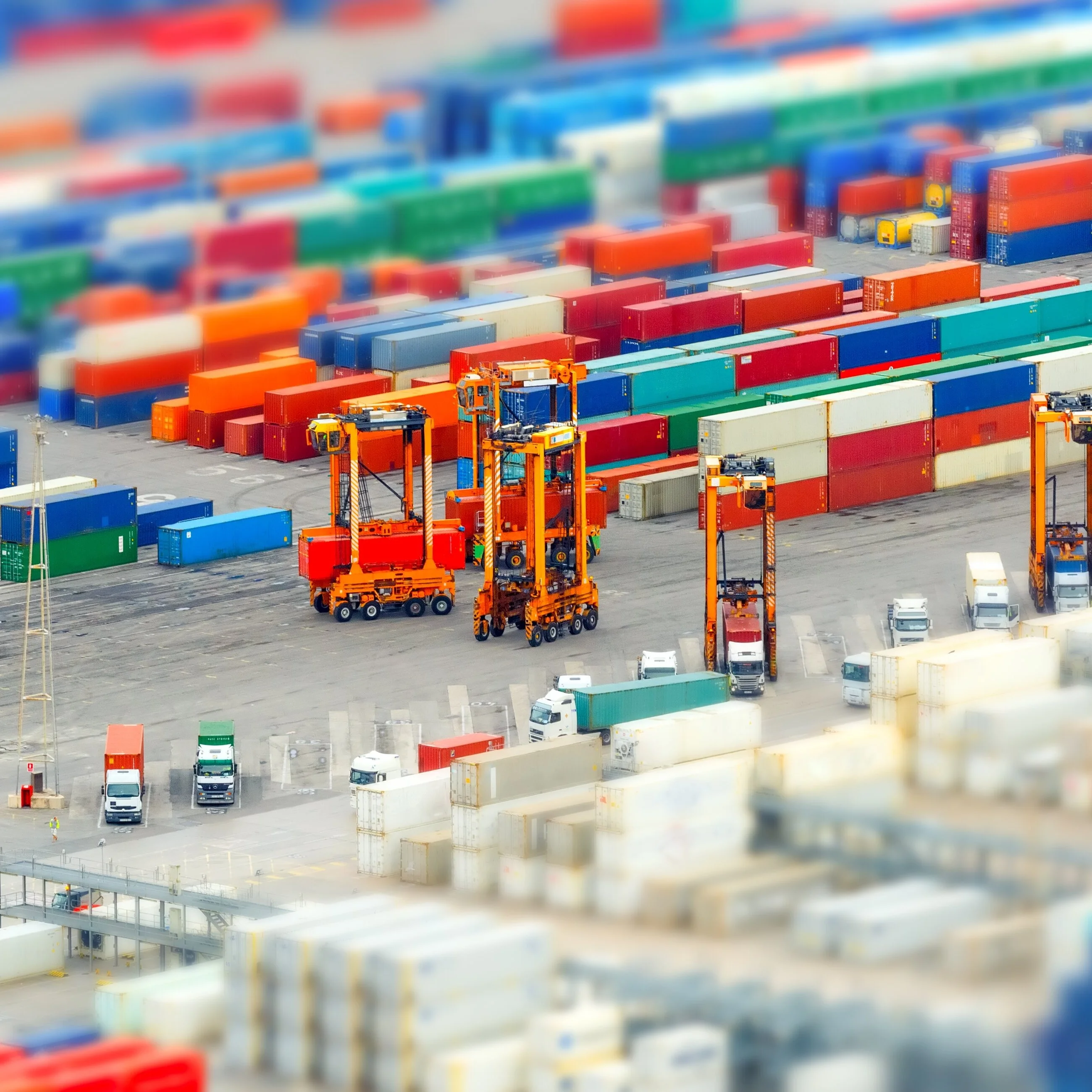 Best fast safer FCL LCL shipping agent from shenzhen to jakarta/singapore door to door shipping forwarder