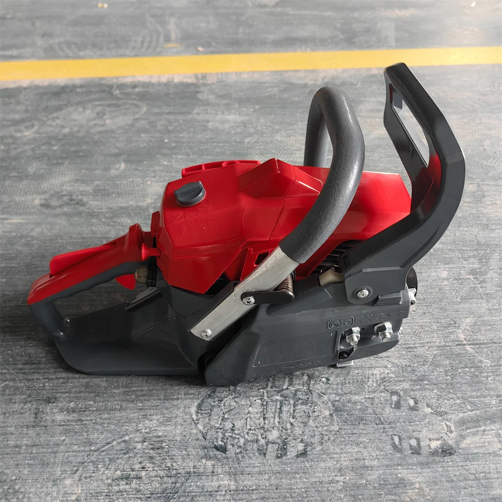 Hot selling Gasoline Chainsaw Petrol Power Chain Saws 2-Stroke 38CC Chainsaw Factory Price