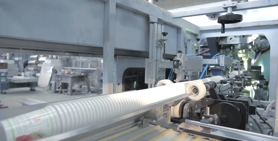 Цветная Автоматическая офсетная печатная машина офсетный принтер цена высокое качество мощность установки 35 кВт 4 разноцветных пластика