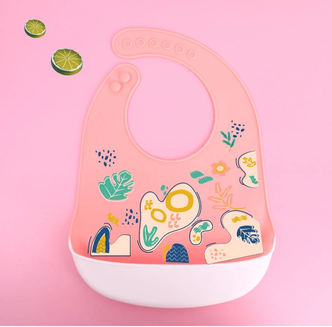 Factory Wholesale BPA-Free Cute Baby Silicone Feeding Set OEM Supply Age Group Child Print Pattern Fork Spoon Bibs Button