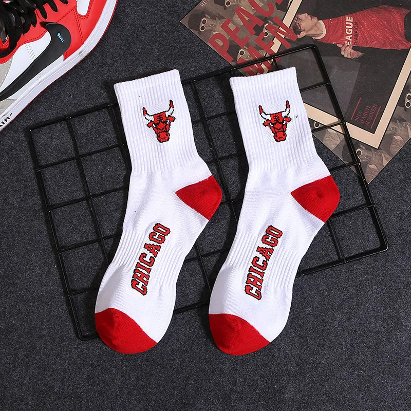 
Wholesale Fashion Breathable Cotton Unisex OEM Basketball Socks for Sport 