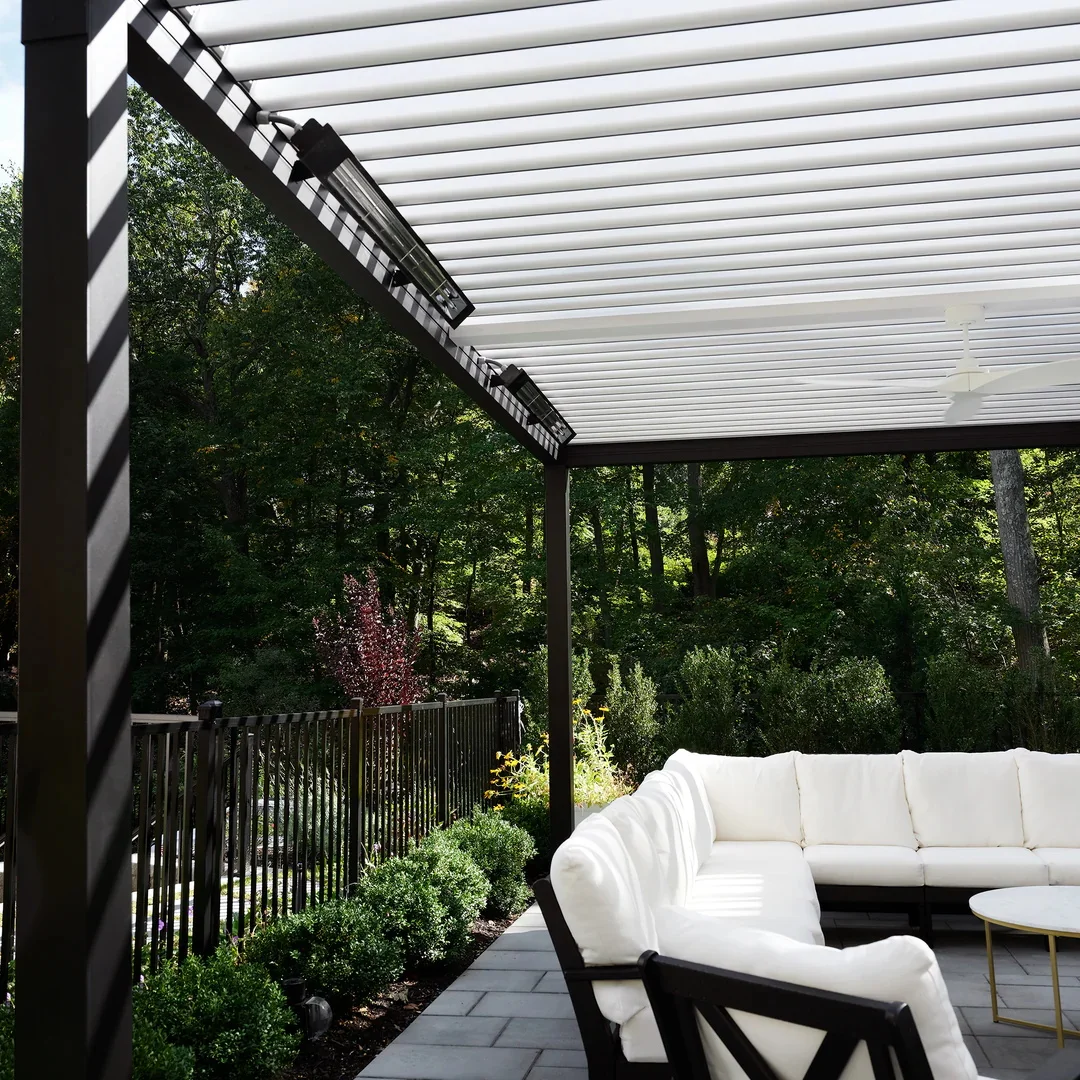 Wholesale Factory Prices Customized Aluminum Bioclimatique Pergola Waterproof Sun Shade Motorized Sliding Roof Louvered Pergola